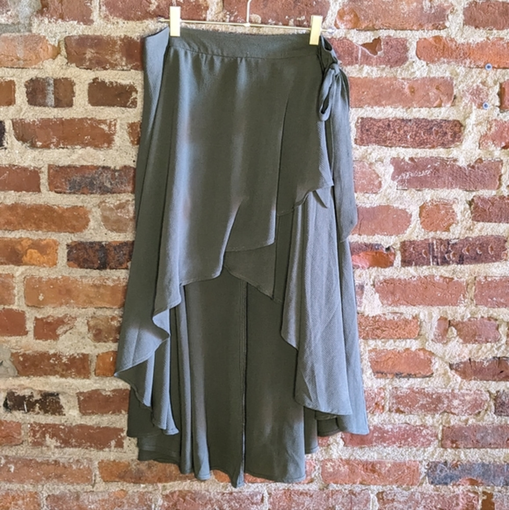 She + Sky Medium‎ Sage Green Faux Wrap Short Front / Long Back Skirt